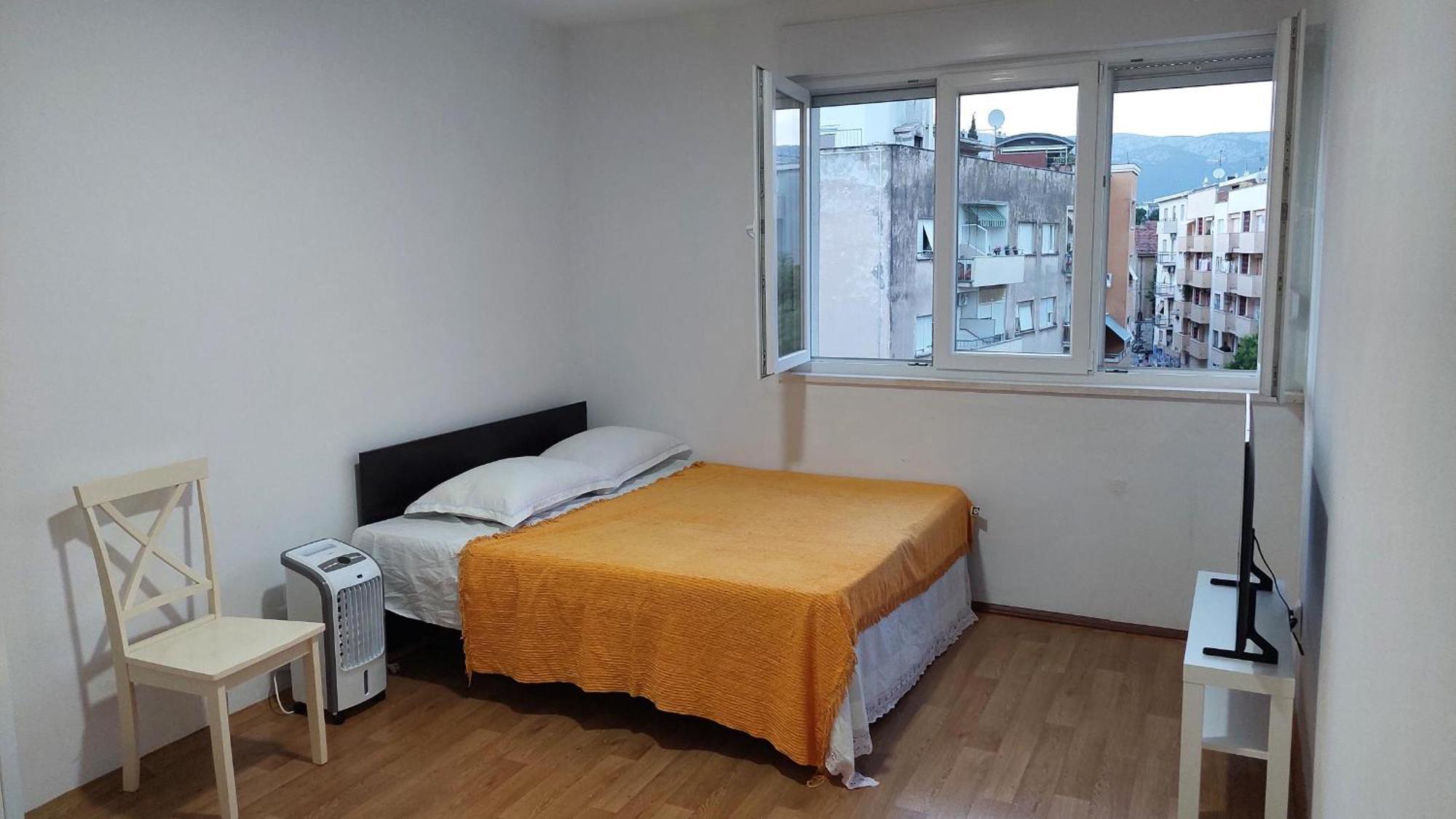 Room With Private Toilet And Terrace In City Center In Shared Apartment スプリト エクステリア 写真