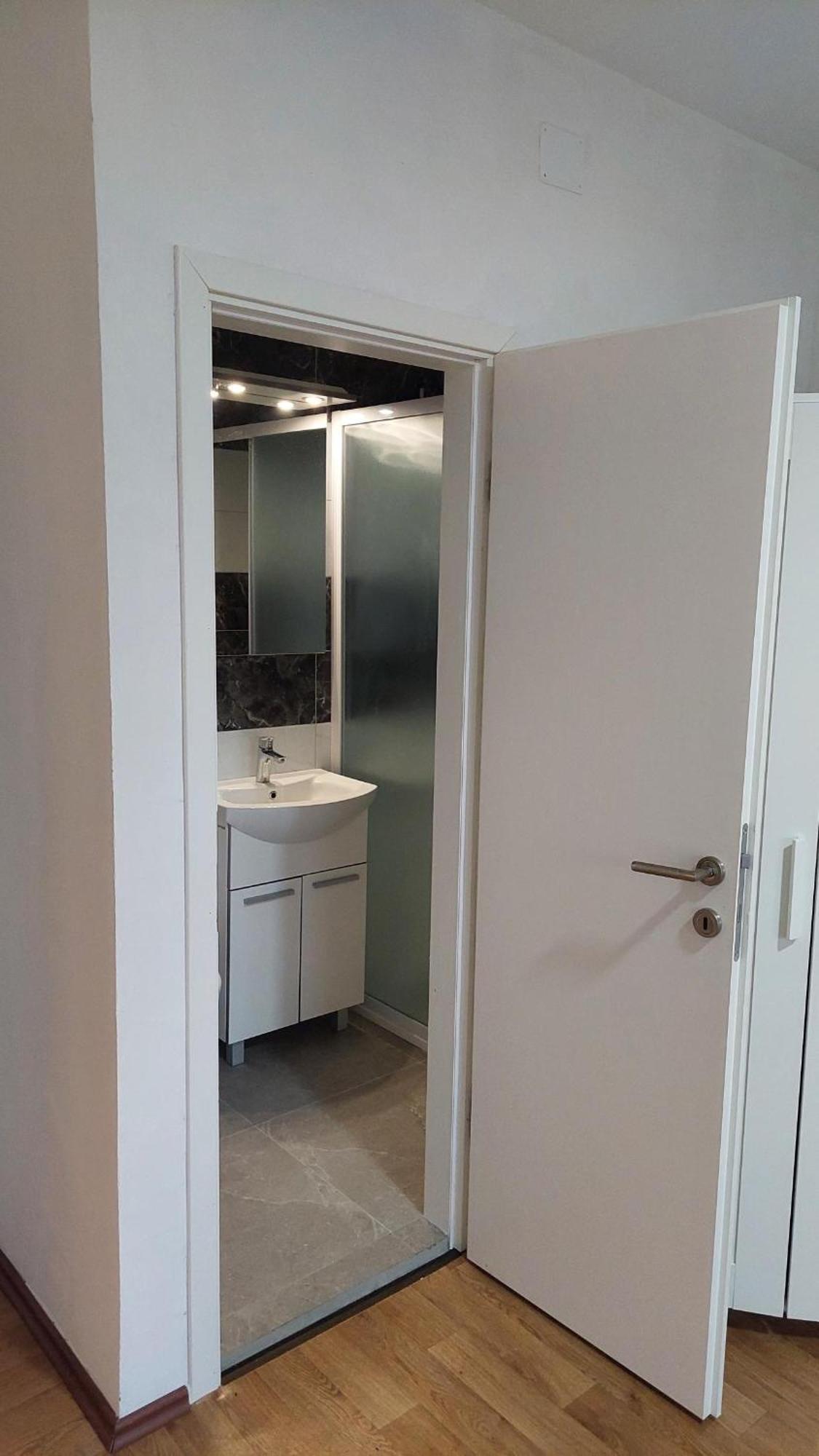 Room With Private Toilet And Terrace In City Center In Shared Apartment スプリト エクステリア 写真
